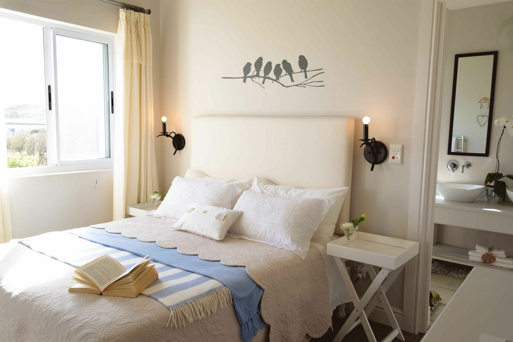 138 Marine Beachfront Guesthouse Hermanus Exterior photo